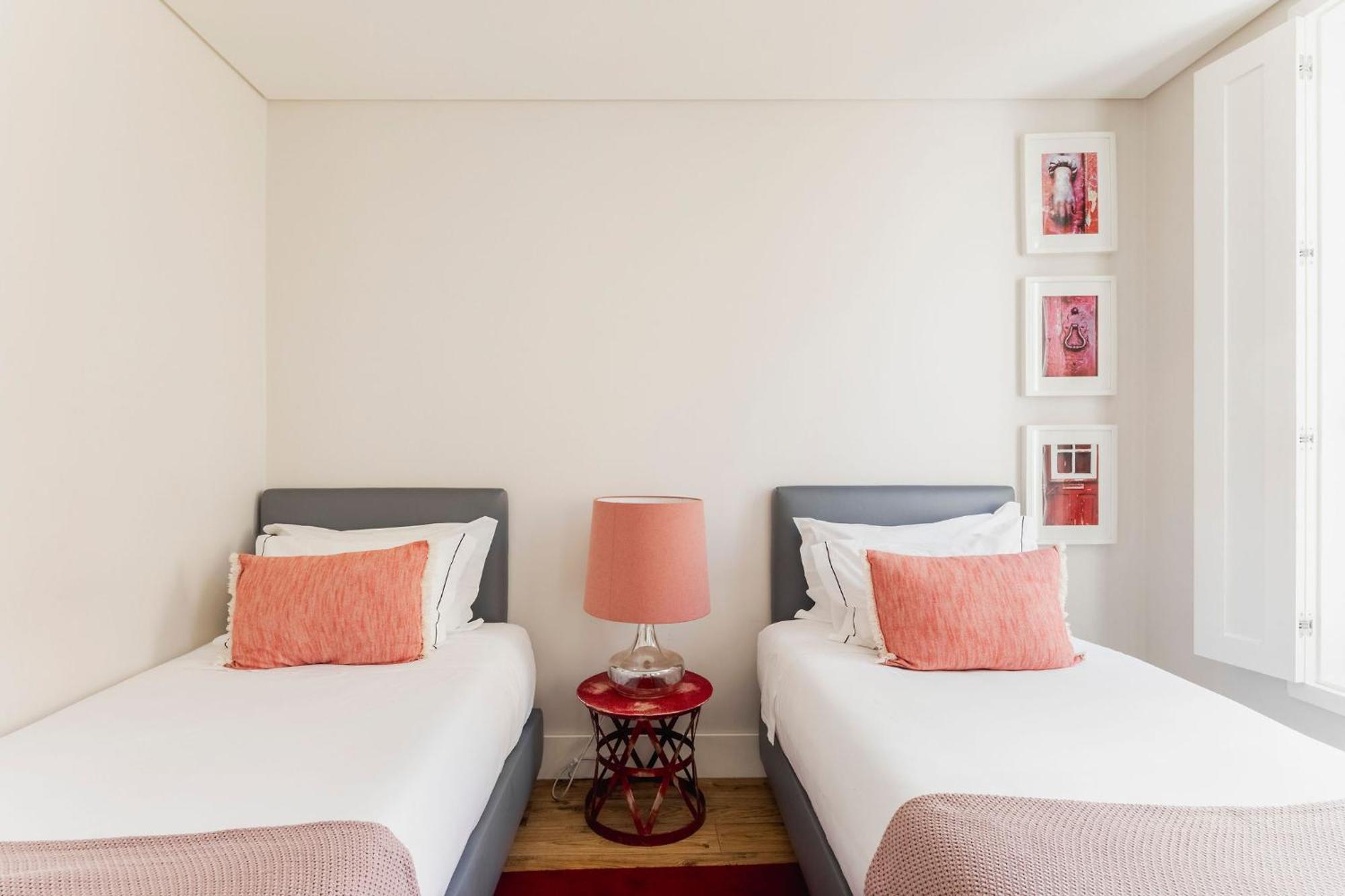 Apartment Chiado Square Apartments | Lisbon Best Apartments Lissabon