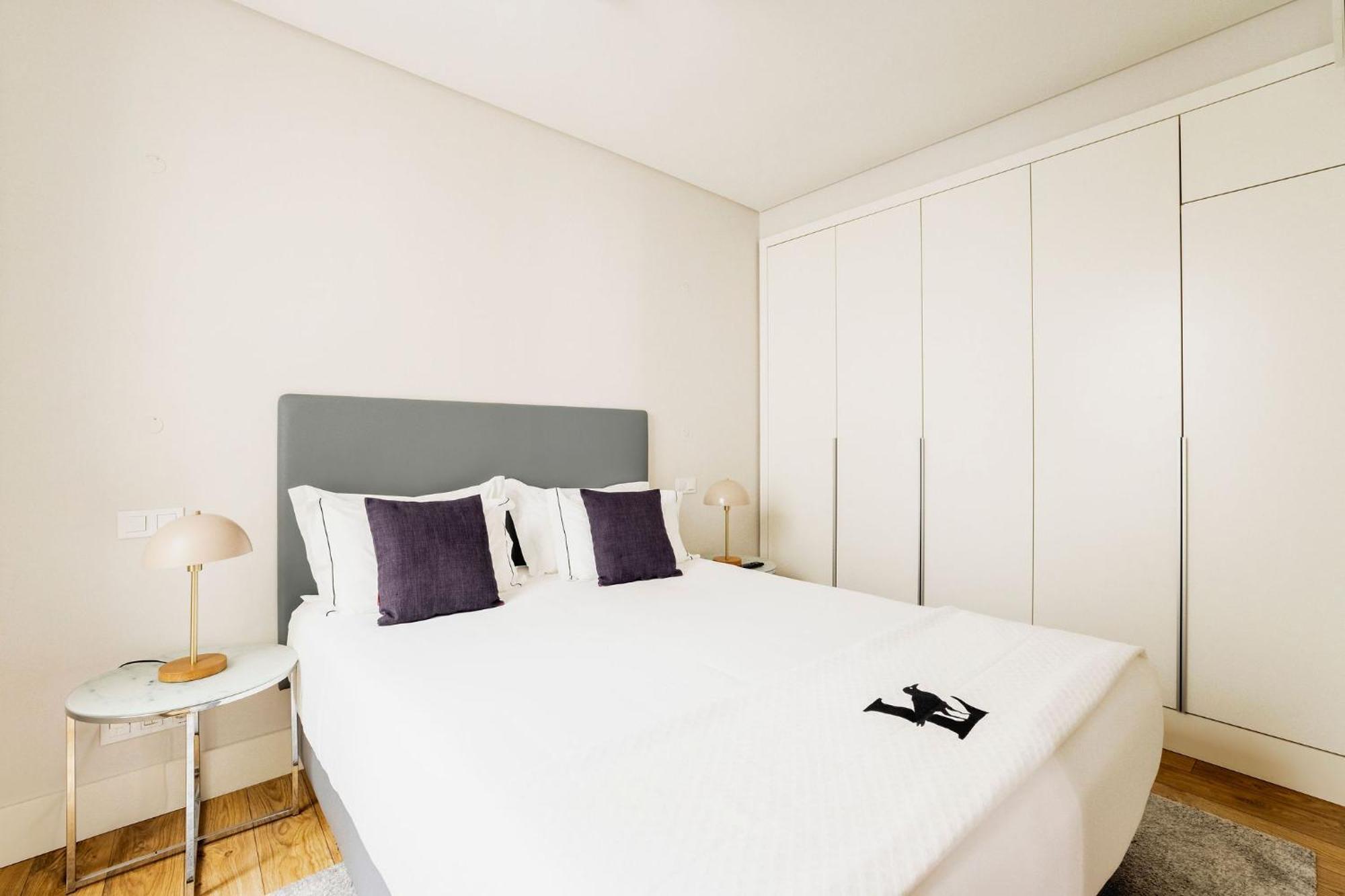 Chiado Square Apartments | Lisbon Best Apartments Lissabon